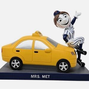 Mrs. Met Bobblehead Figure with Yellow Taxi
